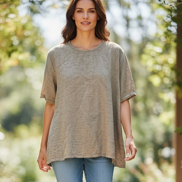 Flax Tops - Flax Women's 100% Linen Short Sleeve T-Shirt Top in Neutral Pinstripe Size Large